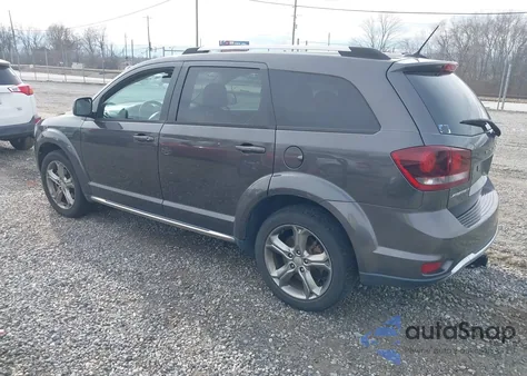 2017 Dodge Journey Crossroad Plus z USA, uszkodzony, nr VIN 3C4PDCGGXHT553986